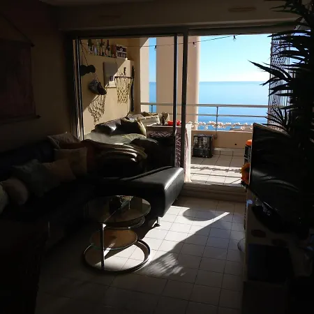 D'hote - Vue Au Mont Saint-clair Homestay