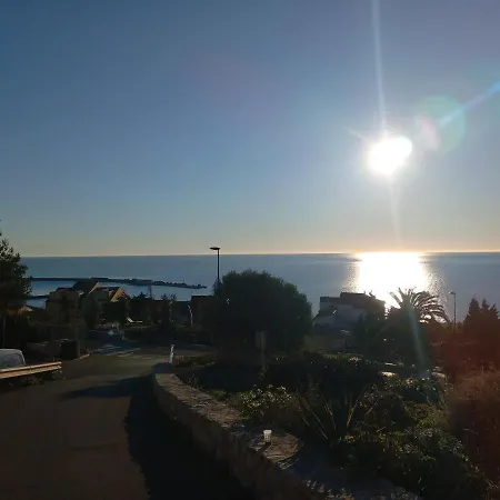 ホームステイ D'hote - Vue Au Mont Saint-clair *