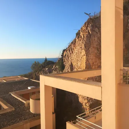 D'hote - Vue Au Mont Saint-clair