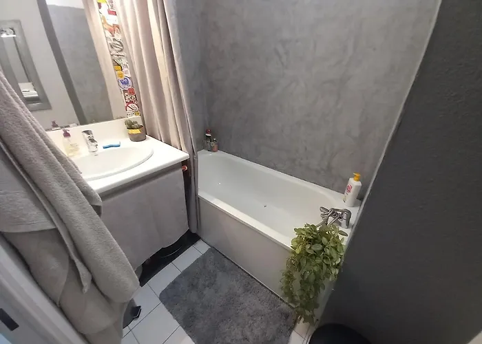 Quarto em Acomodações Particulares D'hôte - Vue Au Mont Saint-clair